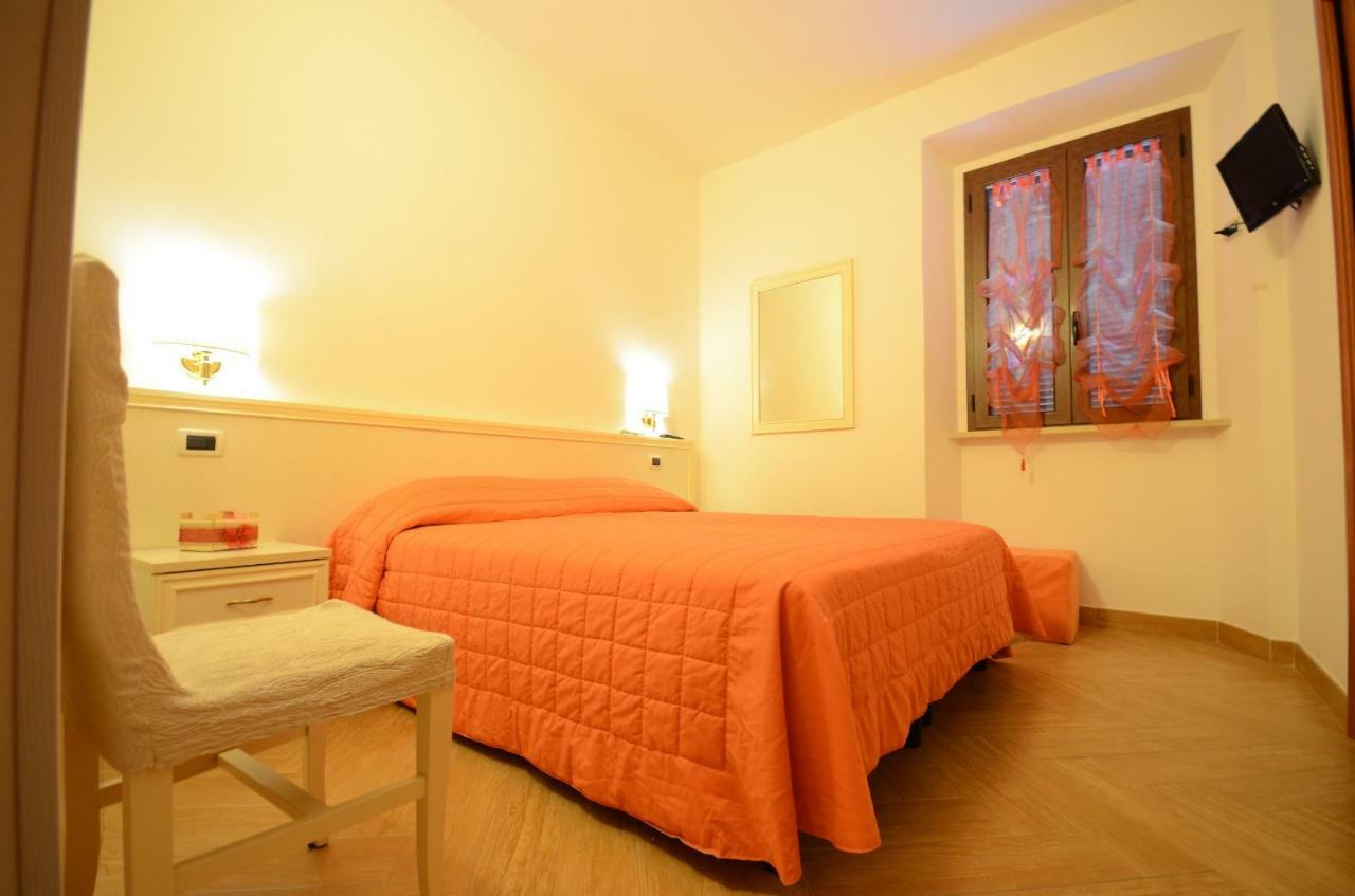 Il Piccolo Nido Bed and Breakfast Borgo Montenero Εξωτερικό φωτογραφία