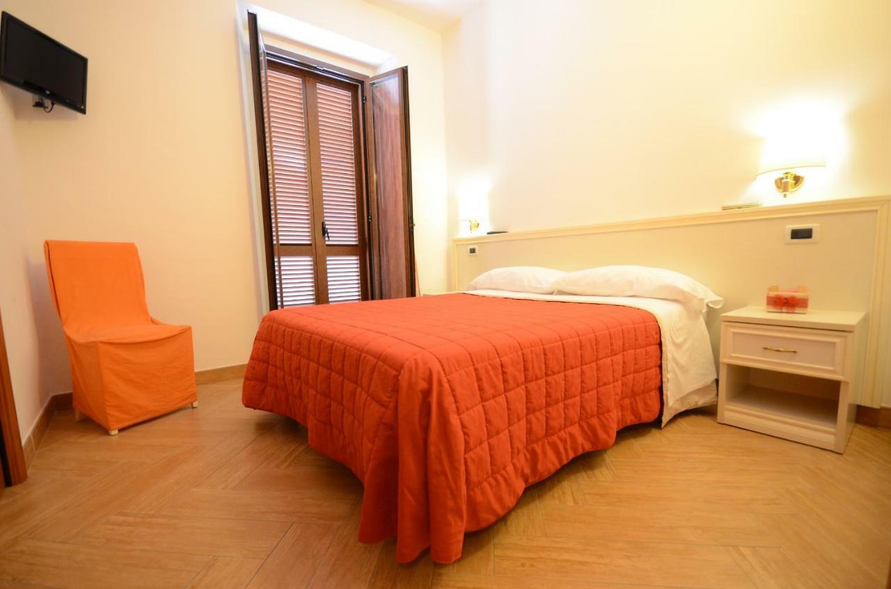 Il Piccolo Nido Bed and Breakfast Borgo Montenero Εξωτερικό φωτογραφία