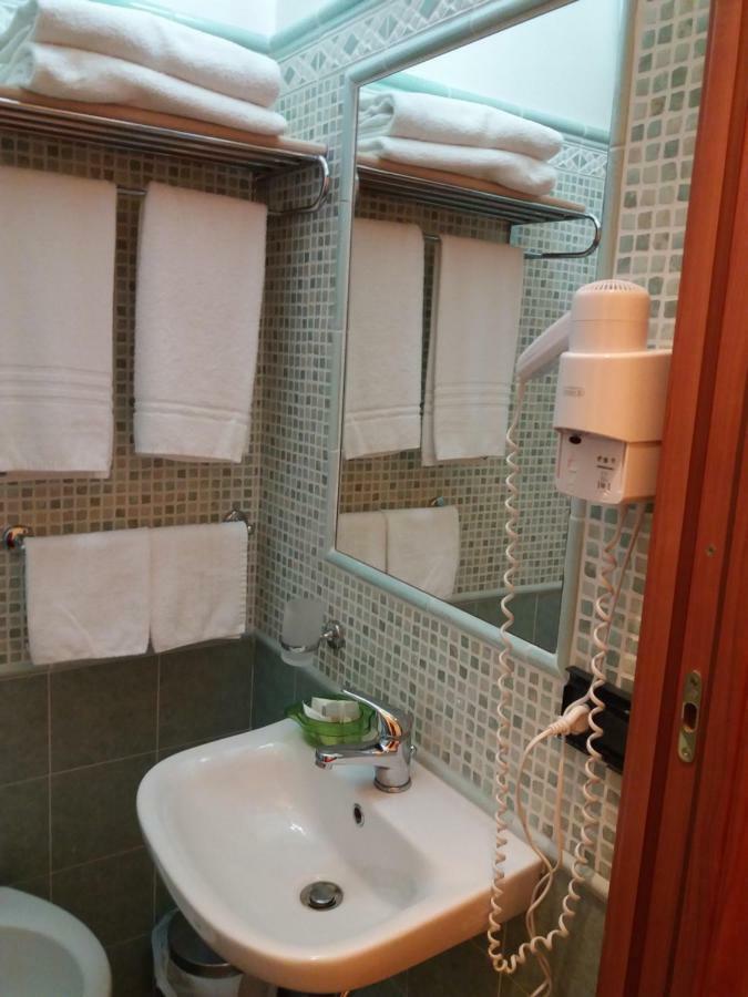 Il Piccolo Nido Bed and Breakfast Borgo Montenero Εξωτερικό φωτογραφία