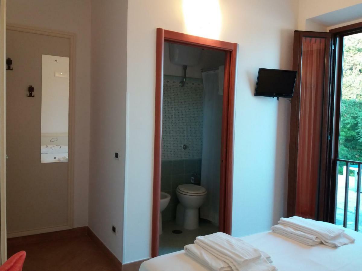 Il Piccolo Nido Bed and Breakfast Borgo Montenero Εξωτερικό φωτογραφία