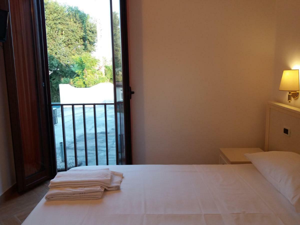 Il Piccolo Nido Bed and Breakfast Borgo Montenero Εξωτερικό φωτογραφία